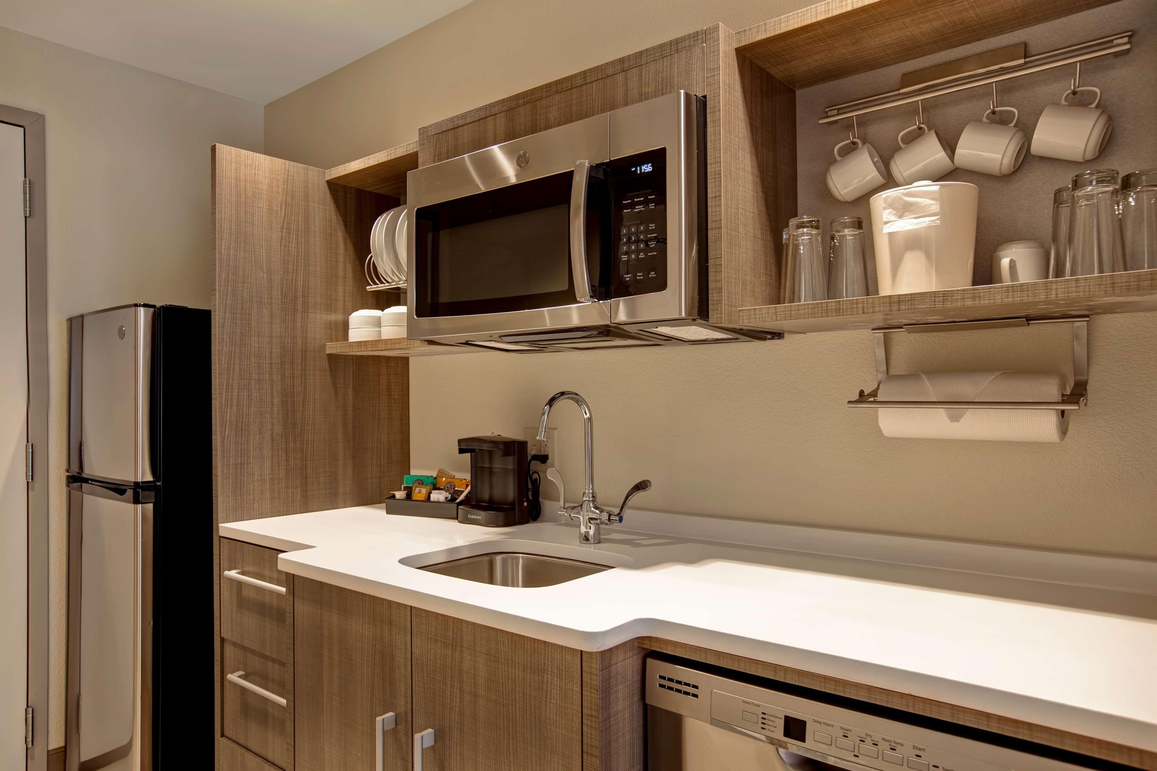 Hotel Home2 By Hilton On The Riverwalk 3*